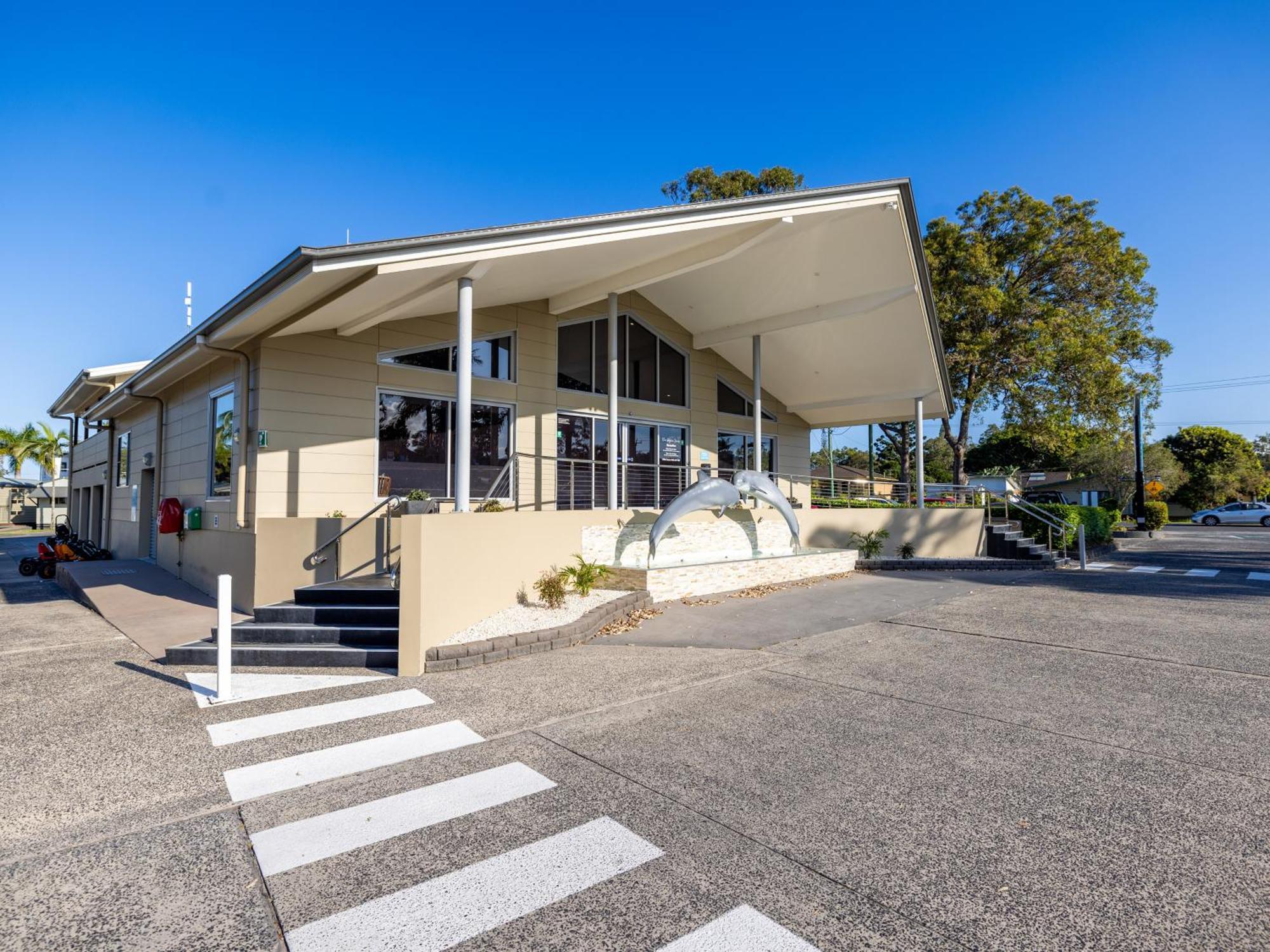 Nrma Blue Dolphin Yamba Holiday Resort Exteriör bild