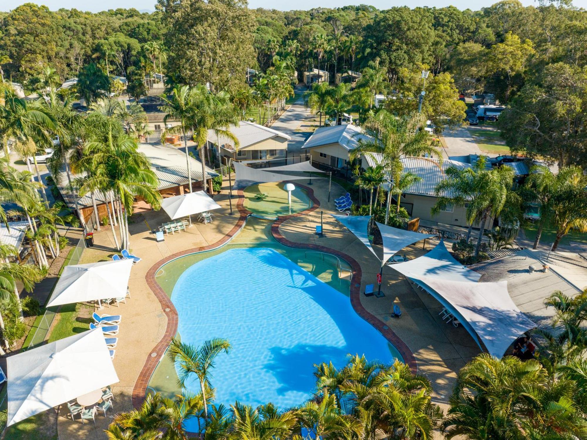 Nrma Blue Dolphin Yamba Holiday Resort Exteriör bild