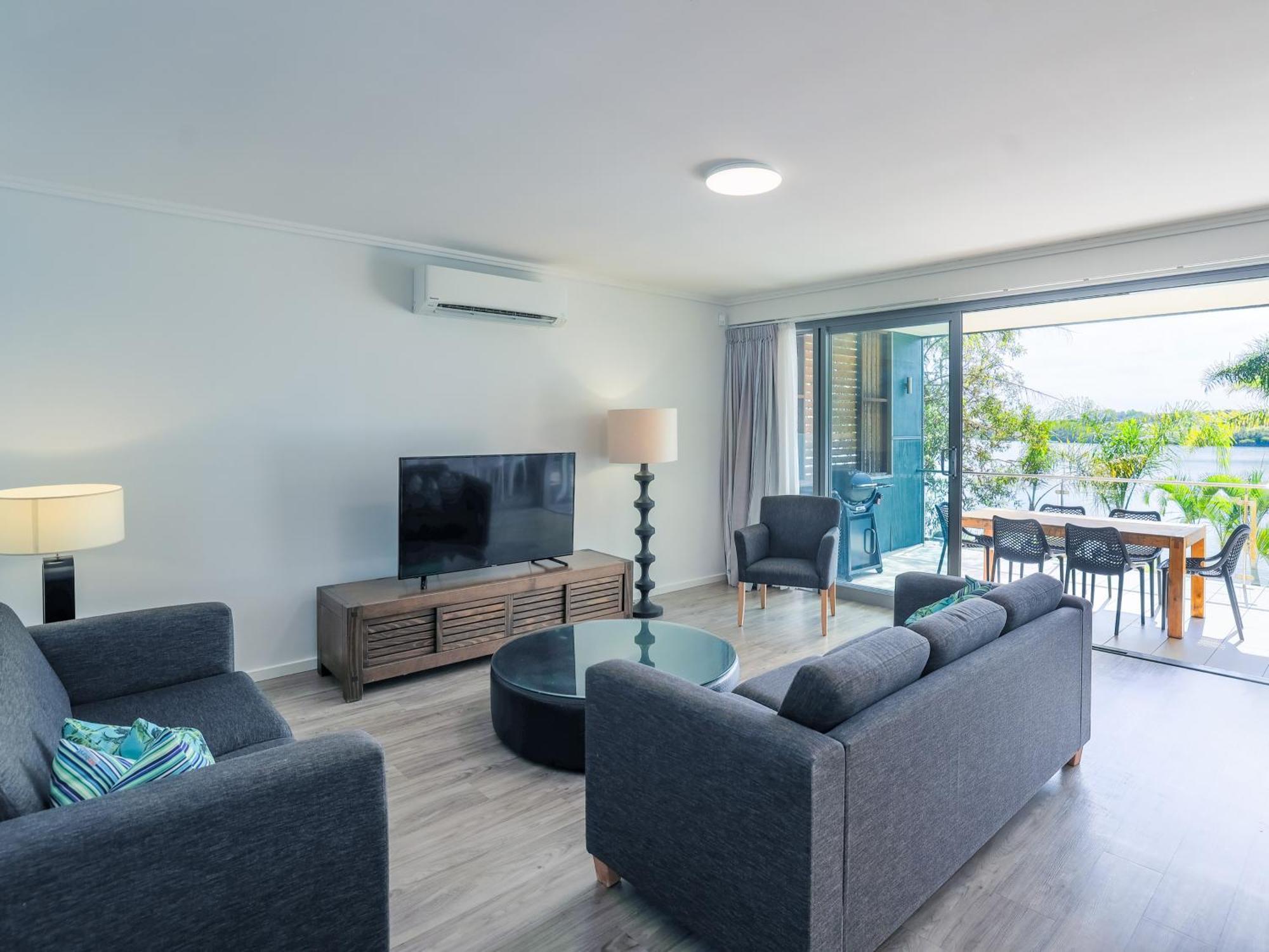 Nrma Blue Dolphin Yamba Holiday Resort Rum bild