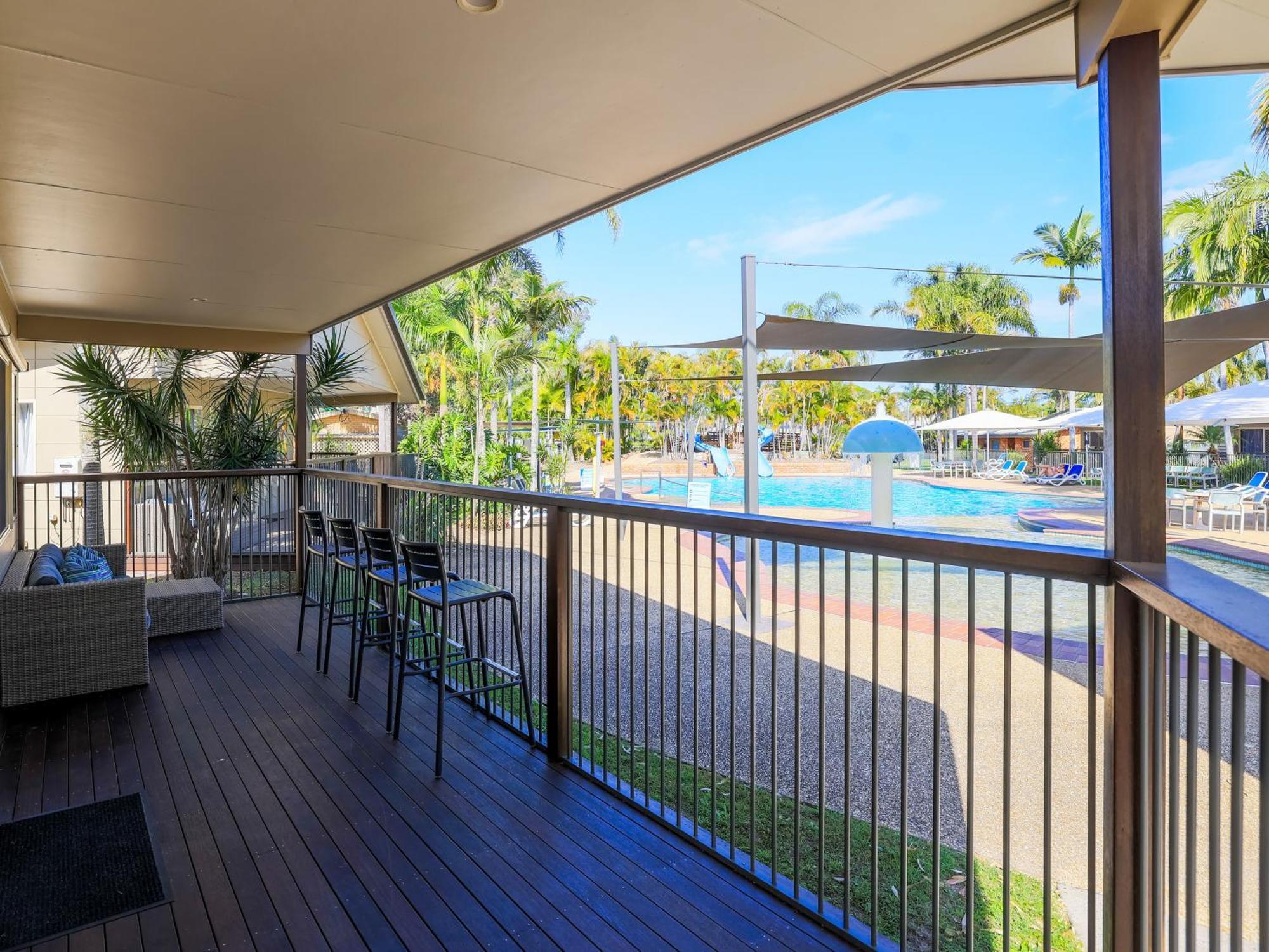 Nrma Blue Dolphin Yamba Holiday Resort Rum bild
