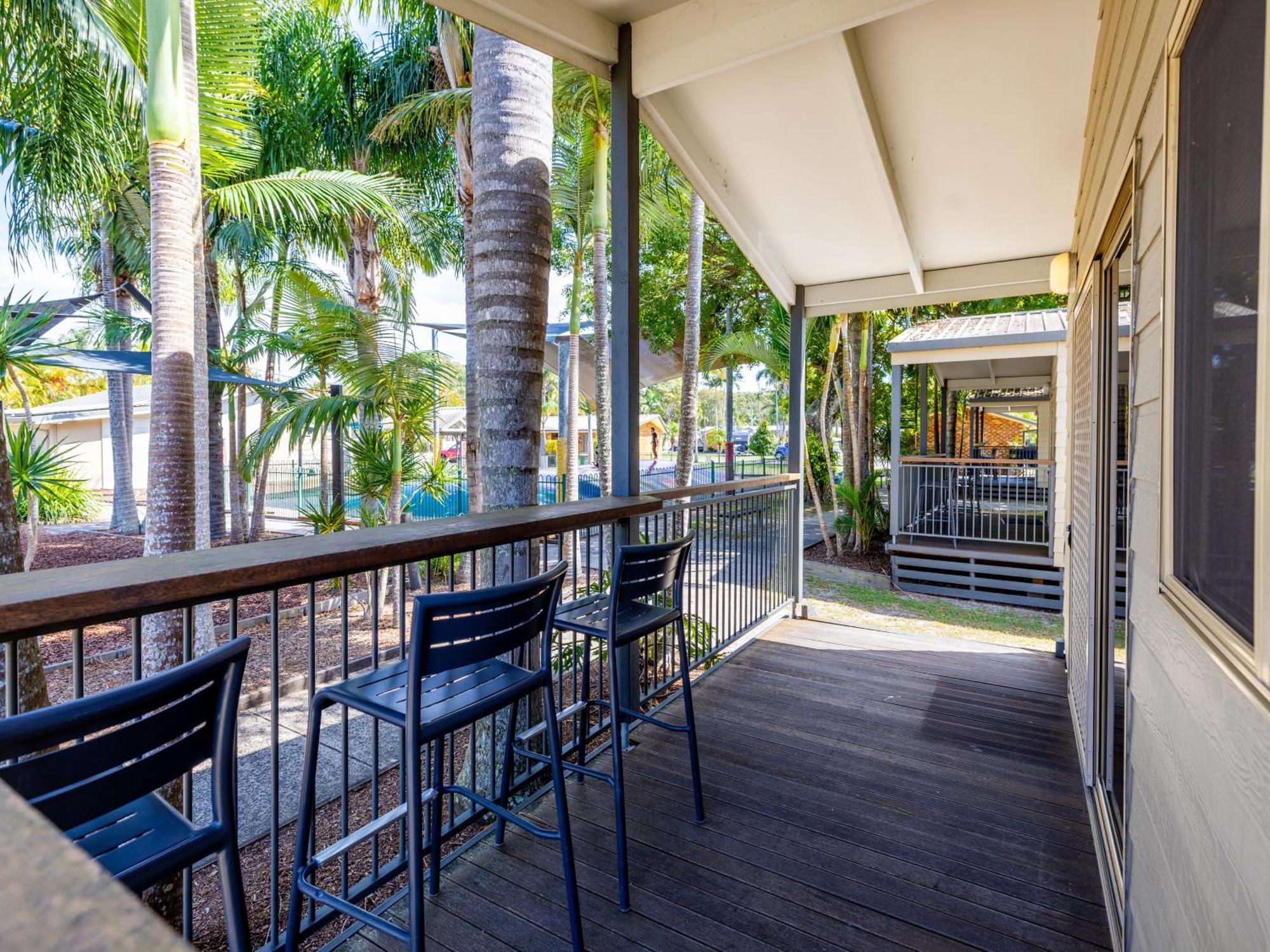 Nrma Blue Dolphin Yamba Holiday Resort Rum bild