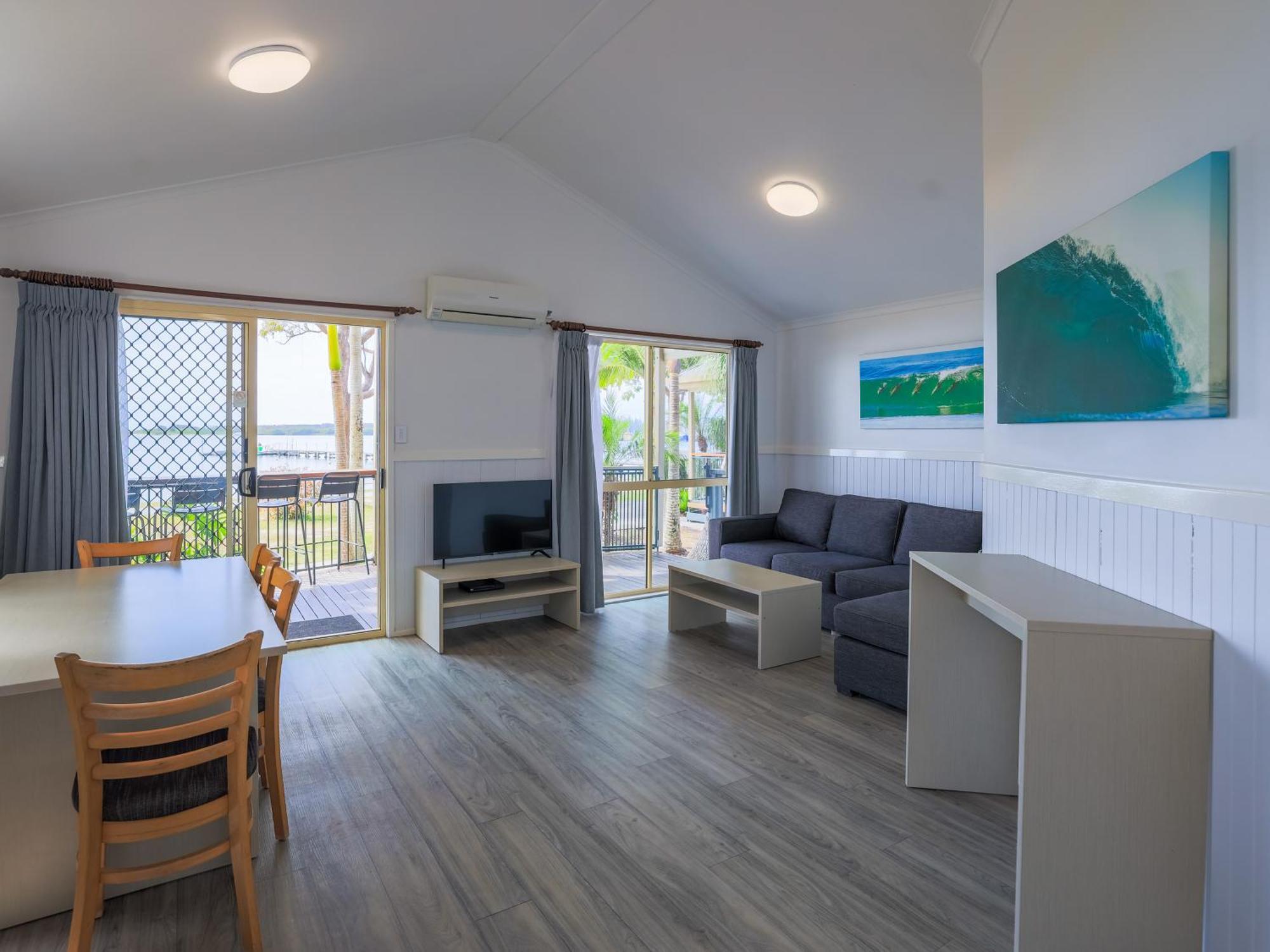 Nrma Blue Dolphin Yamba Holiday Resort Rum bild